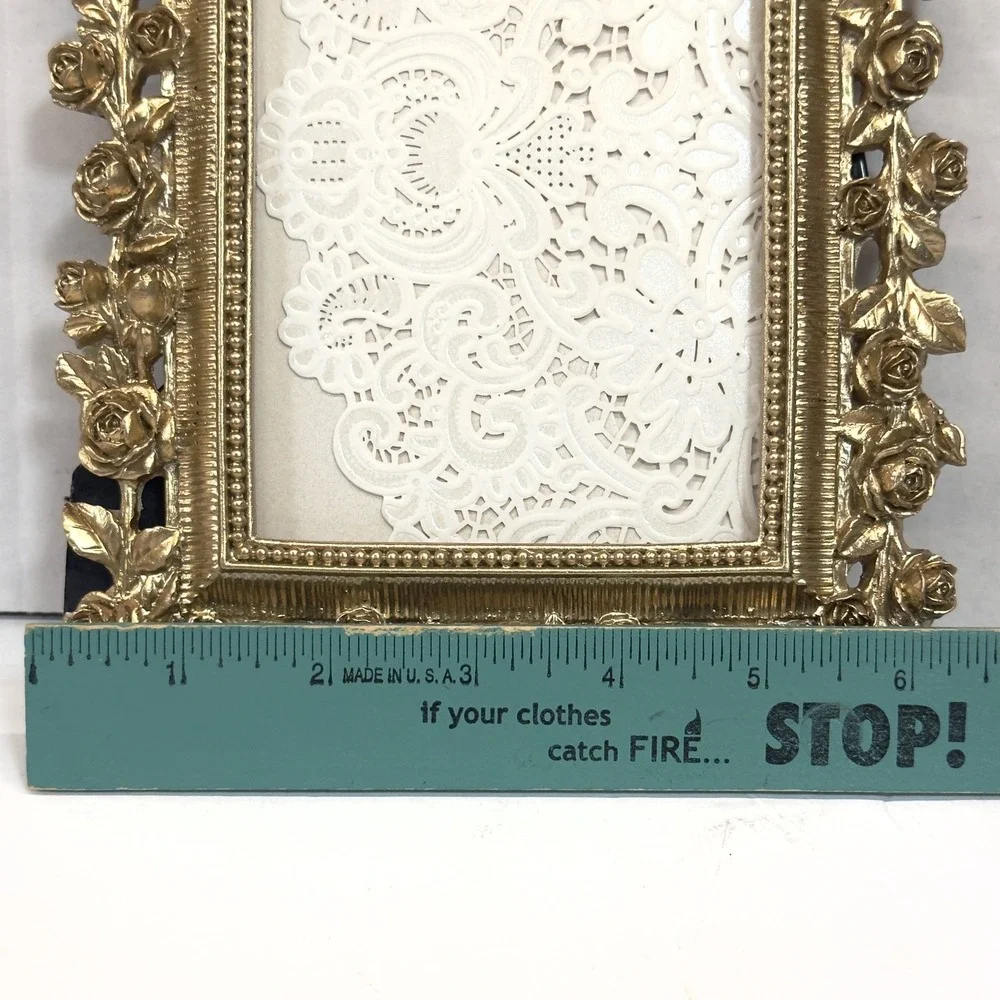 Vtg Gold Rose Picture Frame 4x6 Ornate Resin Floral Hollywood Regency Table/Wall